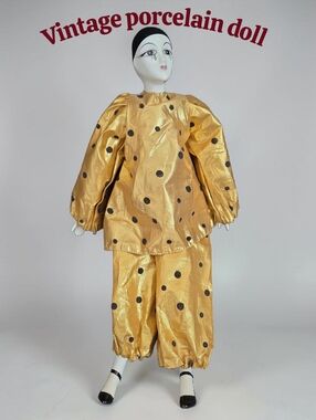 New vintage Bamberger's fine porcelain jester clown doll rare 17'